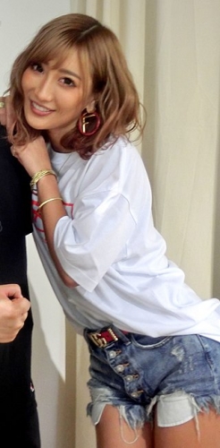 AIKA (AV女優)